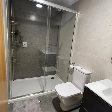 Habitacion Doble Con Bano Privado Проживание в семье Валенсия